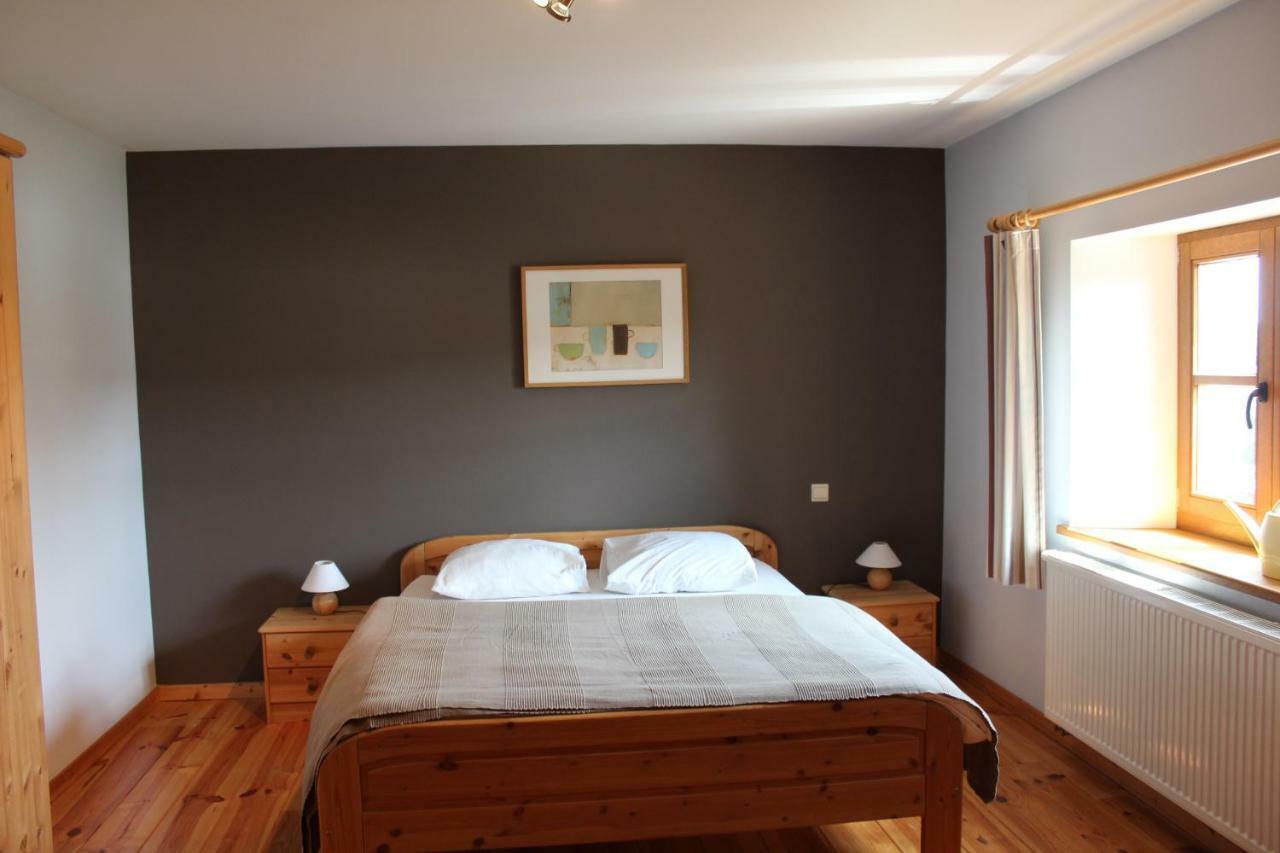 Gite De L'Ehm Villa Custinne ภายนอก รูปภาพ